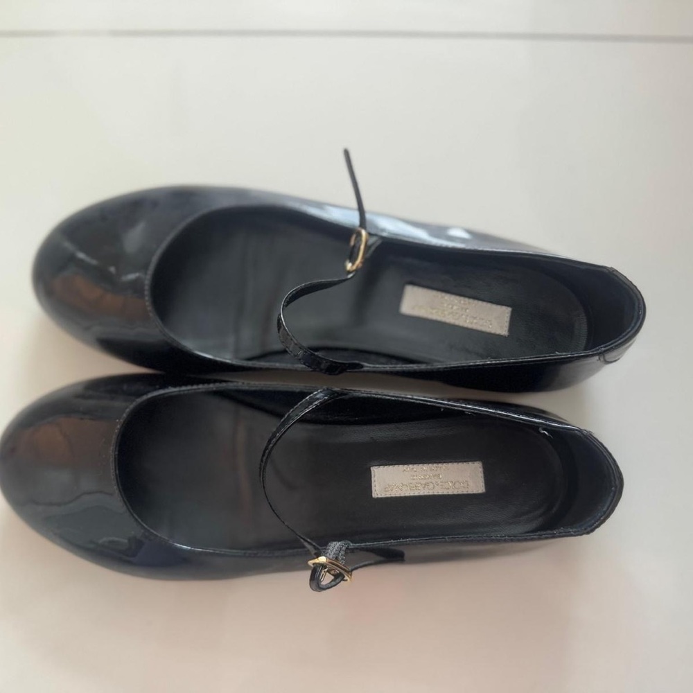 Dolce & Gabbana Glossy Black Flats